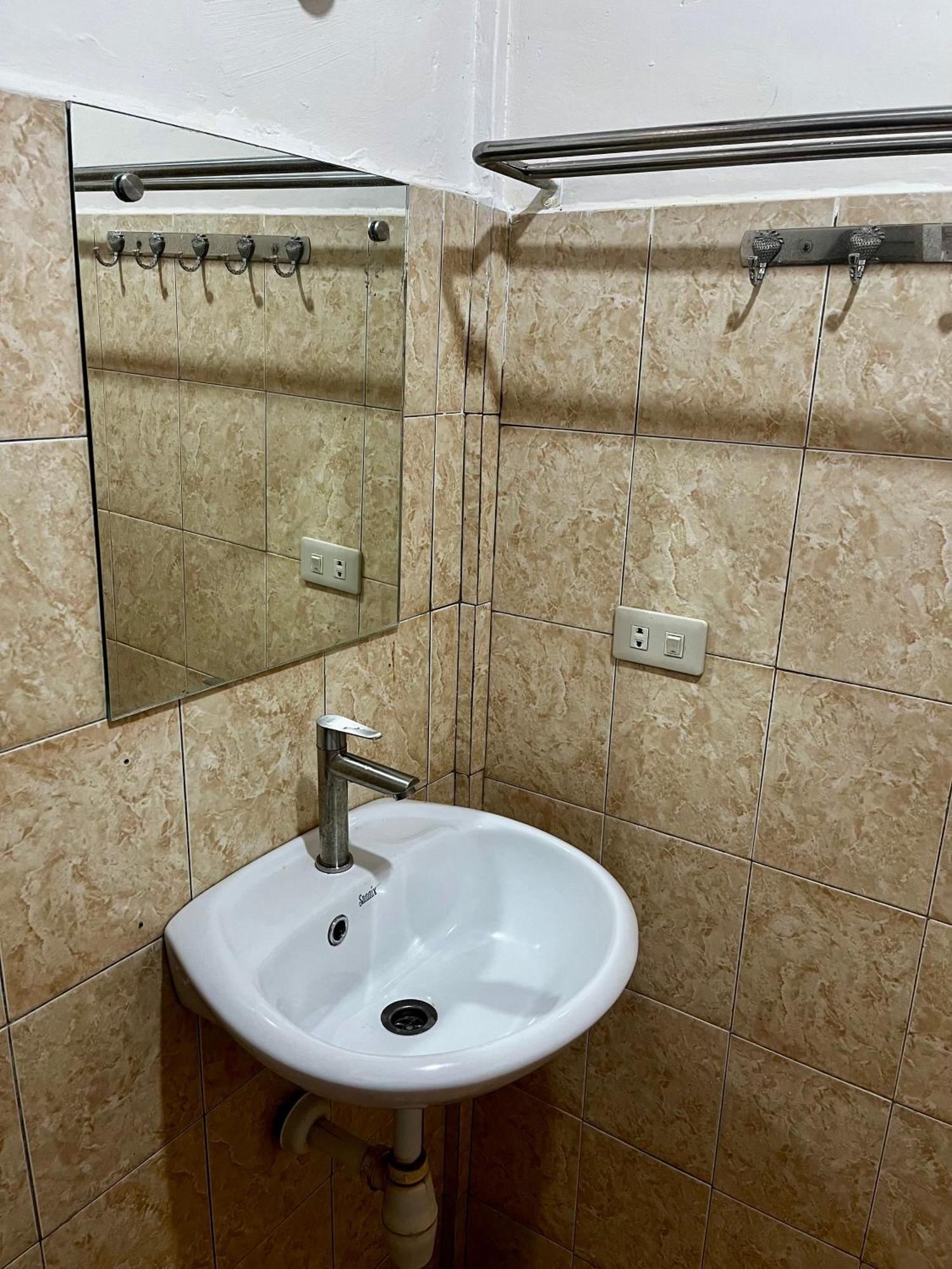 Gokhon Guest House Тук-Тук Экстерьер фото